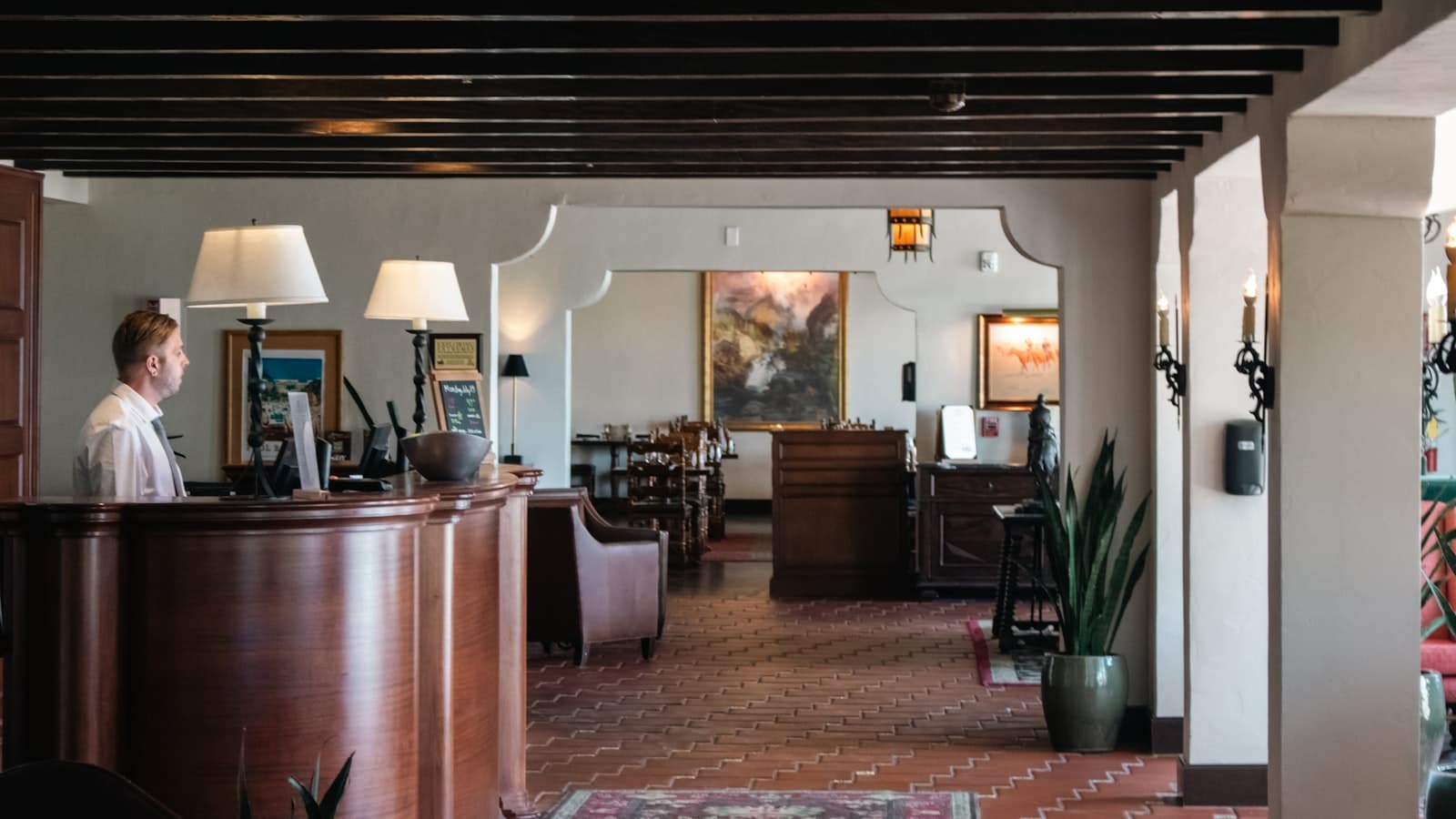 Esempi e tecniche di upselling in hotel